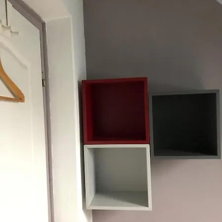 Panzio Rust In * Lanycsok